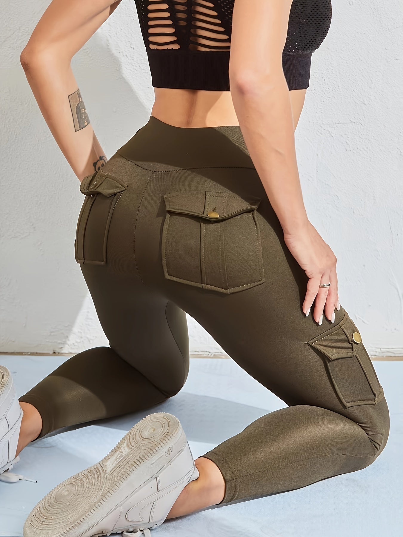 High Waisted Yoga Tight Pants With 4 Pockets For Abdominal Exercise And Running. 4-way Elastic Large Pockets For Leggings